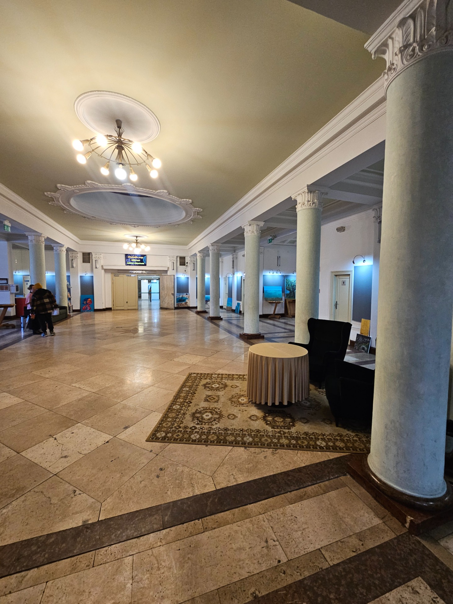 Kiállítás 2026 jan.8-márc.4ig Dunaújváros,Bartók  színház aula 